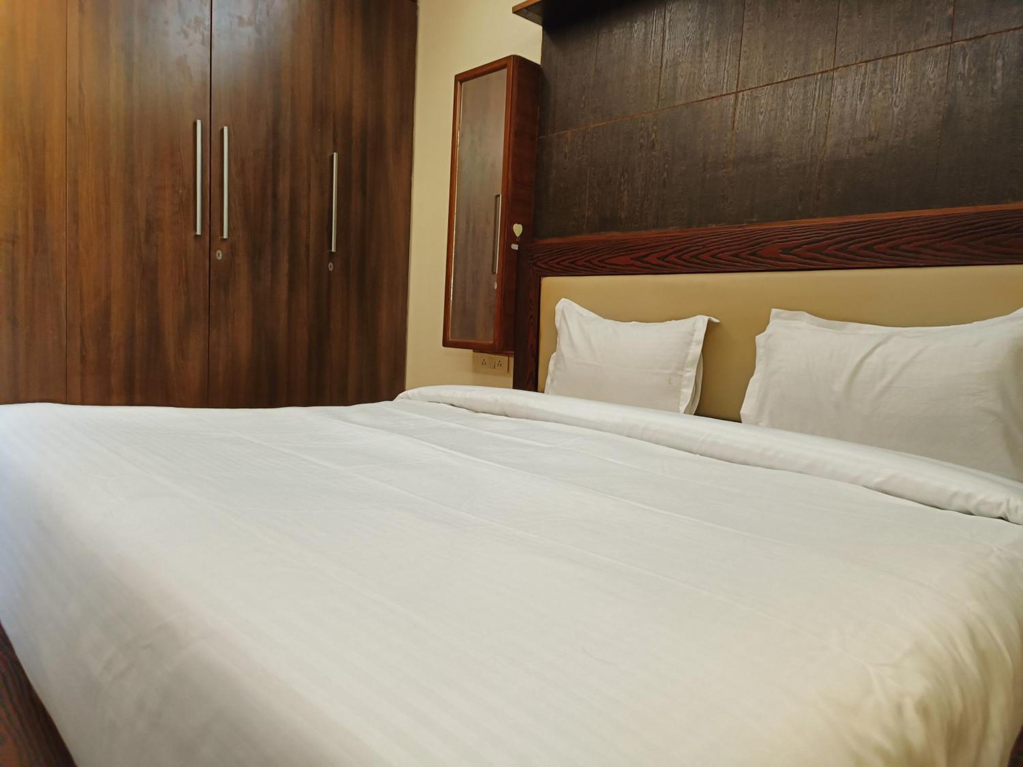 Greenleaf Apartment And Suites, Greater Kailash 1 New Delhi Eksteriør billede
